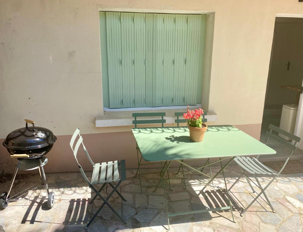 Gite Le Palmier - Perfectly Located Cosy Studio With Private Garden Puissalicon Eksteriør billede